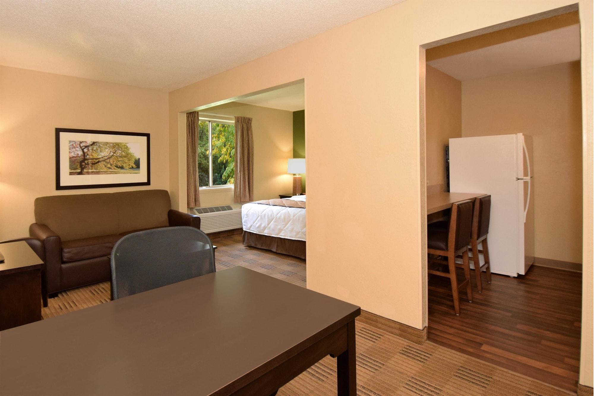 Extended Stay America Suites - Cleveland - Middleburg Heights Exteriér fotografie