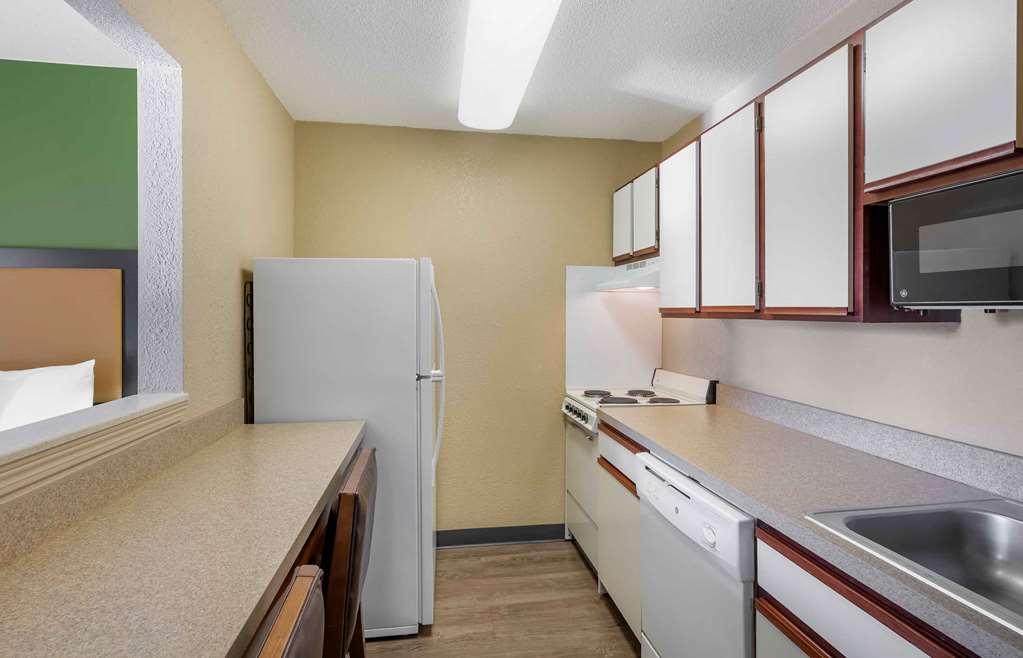 Extended Stay America Suites - Cleveland - Middleburg Heights Pokoj fotografie