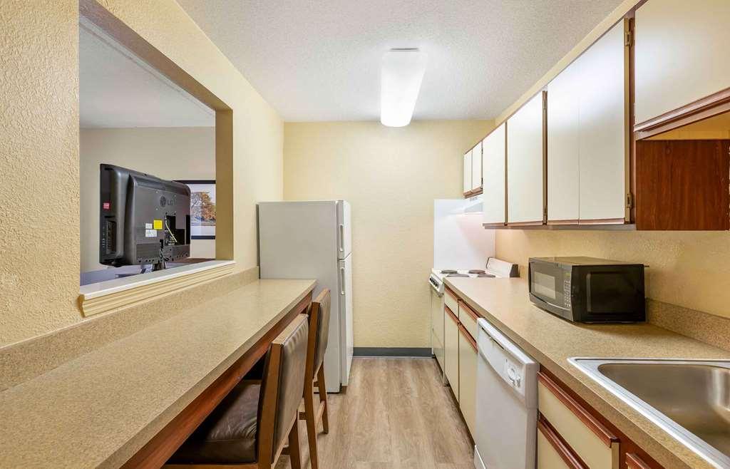 Extended Stay America Suites - Cleveland - Middleburg Heights Pokoj fotografie