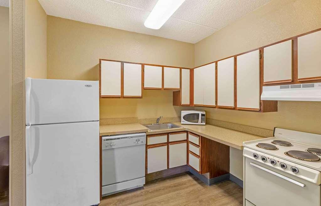 Extended Stay America Suites - Cleveland - Middleburg Heights Pokoj fotografie